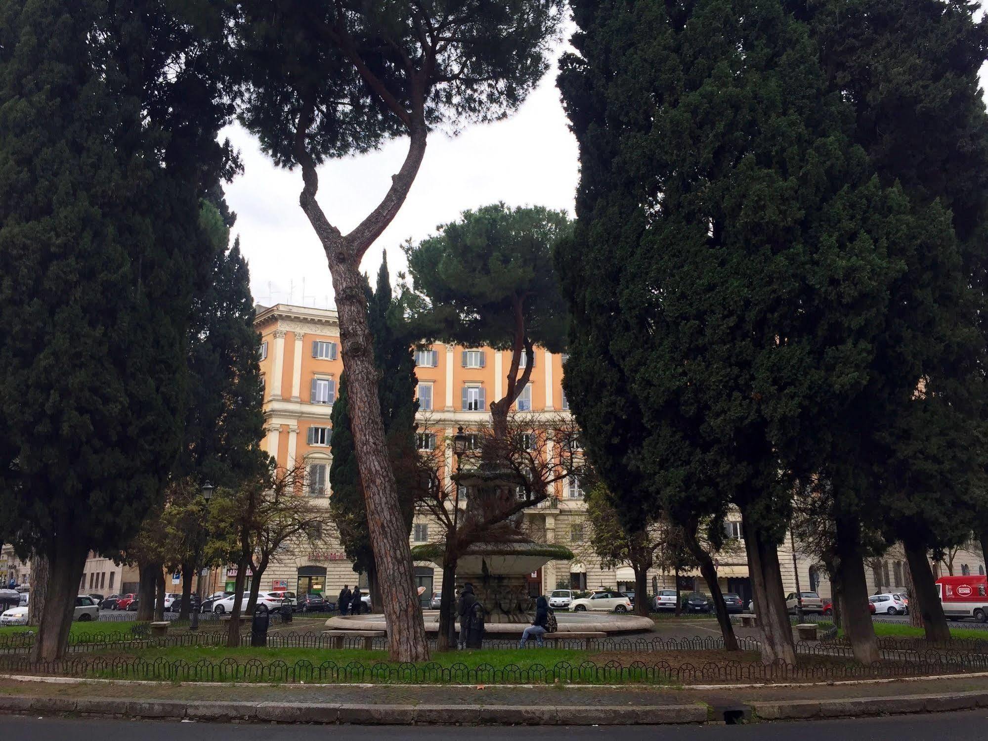 Vatican 2* Roma